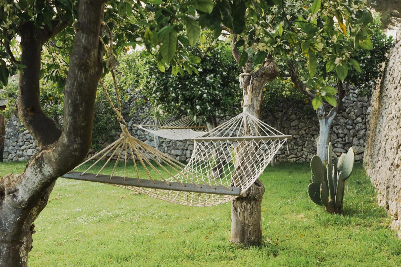 Masseria Paralupi Couette-café Lecce